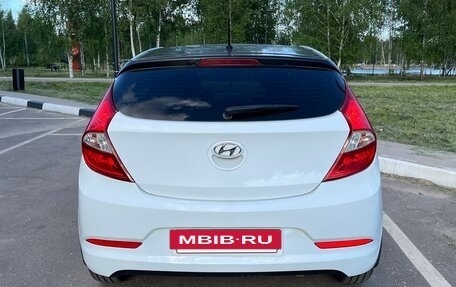 Hyundai Solaris II рестайлинг, 2015 год, 970 000 рублей, 6 фотография