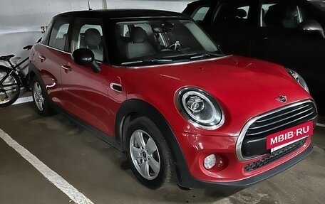MINI Hatch, 2019 год, 1 590 000 рублей, 3 фотография