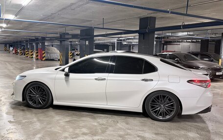 Toyota Camry, 2019 год, 3 350 000 рублей, 3 фотография