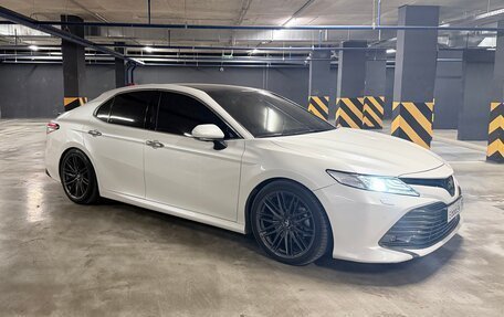 Toyota Camry, 2019 год, 3 350 000 рублей, 8 фотография