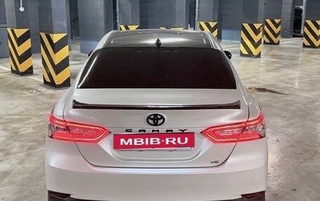 Toyota Camry, 2019 год, 3 350 000 рублей, 5 фотография