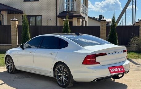 Volvo S90 II рестайлинг, 2017 год, 3 400 000 рублей, 9 фотография