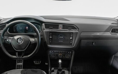 Volkswagen Tiguan II, 2019 год, 3 289 400 рублей, 6 фотография