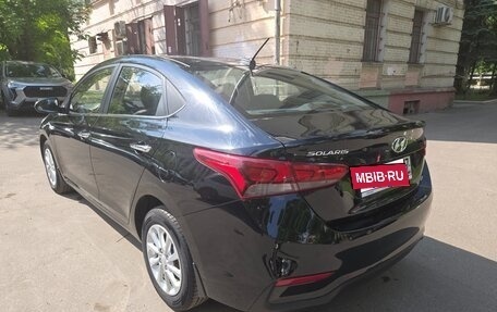 Hyundai Solaris II рестайлинг, 2018 год, 1 490 000 рублей, 7 фотография