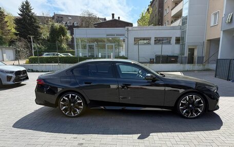 BMW 5 серия, 2026 год, 9 043 000 рублей, 3 фотография