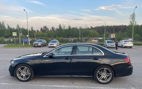 Mercedes-Benz E-Класс, 2017 год, 2 700 000 рублей, 8 фотография