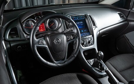 Opel Astra J, 2011 год, 860 000 рублей, 6 фотография
