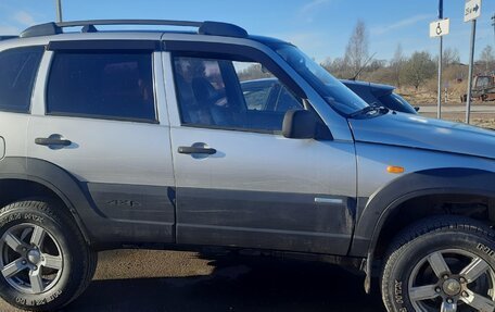 Chevrolet Niva I рестайлинг, 2009 год, 400 000 рублей, 3 фотография