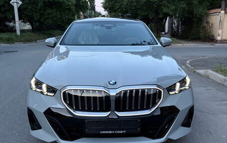 BMW 5 серия, 2025 год, 8 350 000 рублей, 1 фотография