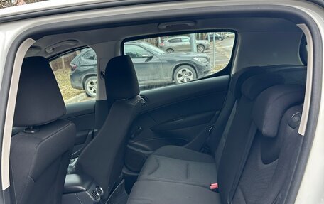 Peugeot 308 II, 2010 год, 285 000 рублей, 8 фотография