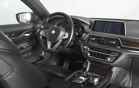 BMW 7 серия, 2015 год, 3 500 000 рублей, 3 фотография