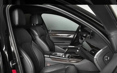 BMW 7 серия, 2015 год, 3 500 000 рублей, 5 фотография
