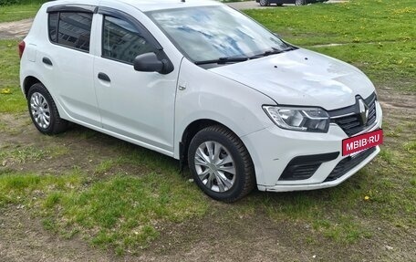 Renault Sandero II рестайлинг, 2018 год, 750 000 рублей, 3 фотография
