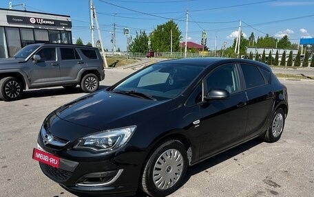 Opel Astra J, 2013 год, 780 000 рублей, 2 фотография