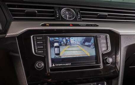 Volkswagen Passat B8 рестайлинг, 2017 год, 1 849 000 рублей, 13 фотография