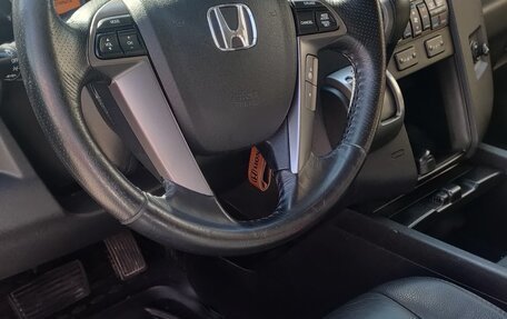 Honda Pilot III рестайлинг, 2013 год, 1 980 000 рублей, 10 фотография