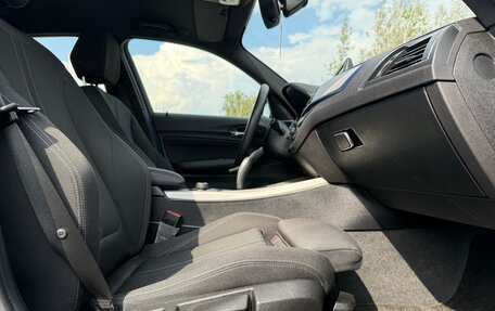 BMW 1 серия, 2019 год, 2 470 000 рублей, 31 фотография