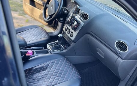 Ford Focus II рестайлинг, 2005 год, 300 000 рублей, 11 фотография
