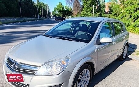 Opel Astra H, 2009 год, 650 000 рублей, 3 фотография