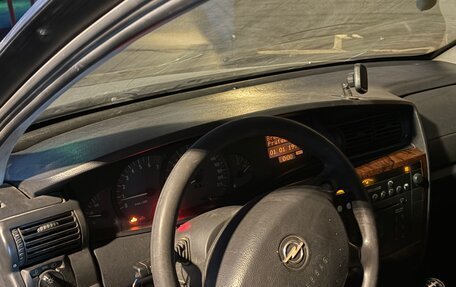 Opel Omega B, 2001 год, 285 000 рублей, 7 фотография