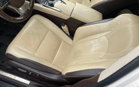 Lexus RX IV рестайлинг, 2016 год, 3 600 000 рублей, 14 фотография