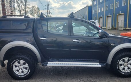 Mitsubishi L200 IV рестайлинг, 2011 год, 1 400 000 рублей, 6 фотография