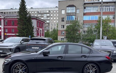 BMW 3 серия, 2019 год, 3 100 000 рублей, 3 фотография