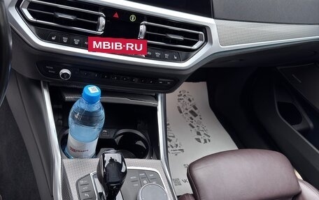 BMW 3 серия, 2019 год, 3 100 000 рублей, 20 фотография