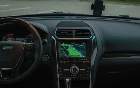 Ford Explorer VI, 2017 год, 3 640 000 рублей, 29 фотография