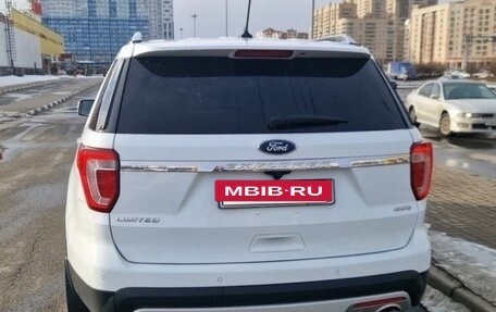 Ford Explorer VI, 2017 год, 3 640 000 рублей, 25 фотография