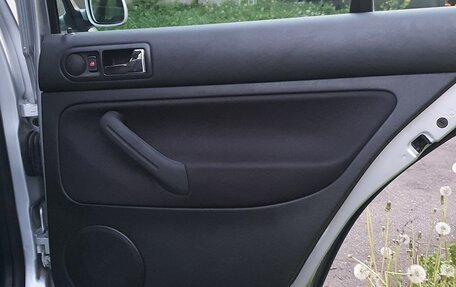 Volkswagen Golf IV, 2003 год, 750 000 рублей, 10 фотография