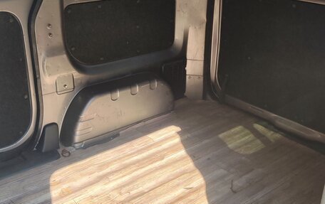 Nissan NV200, 2014 год, 1 050 000 рублей, 15 фотография
