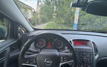Opel Astra J, 2011 год, 1 070 000 рублей, 4 фотография