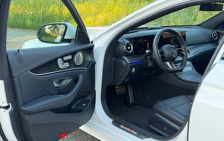 Mercedes-Benz E-Класс, 2023 год, 5 985 000 рублей, 12 фотография