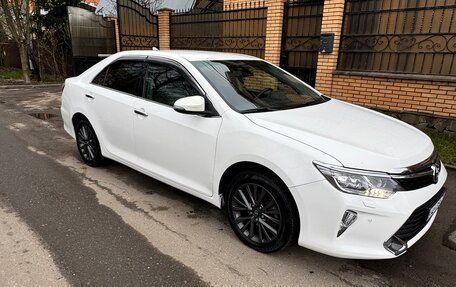 Toyota Camry, 2014 год, 1 650 000 рублей, 6 фотография