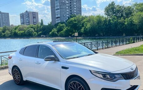 KIA Optima IV, 2018 год, 2 300 000 рублей, 11 фотография