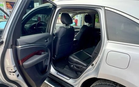 Acura MDX III рестайлинг, 2013 год, 2 650 000 рублей, 11 фотография