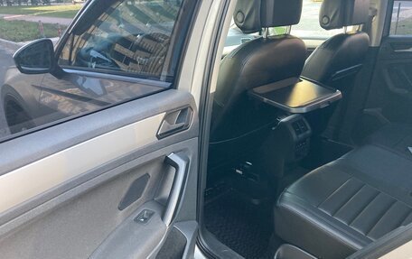 Volkswagen Tiguan II, 2017 год, 2 230 000 рублей, 14 фотография