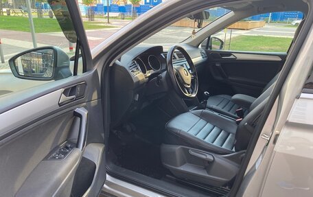 Volkswagen Tiguan II, 2017 год, 2 230 000 рублей, 19 фотография
