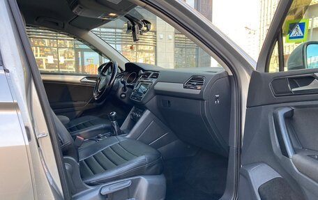 Volkswagen Tiguan II, 2017 год, 2 230 000 рублей, 16 фотография