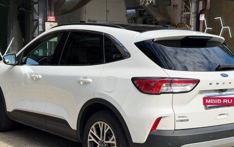 Ford Escape, 2021 год, 2 365 000 рублей, 4 фотография