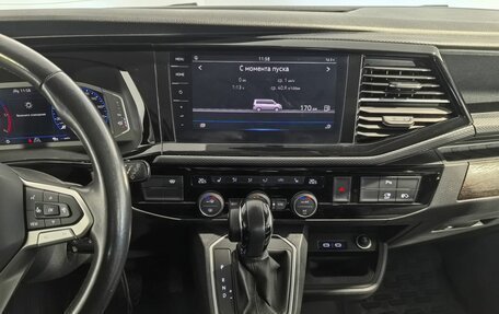 Volkswagen Multivan T6 рестайлинг, 2021 год, 5 999 000 рублей, 22 фотография