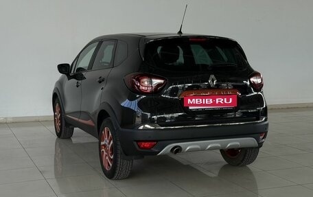 Renault Kaptur I рестайлинг, 2018 год, 1 570 000 рублей, 6 фотография