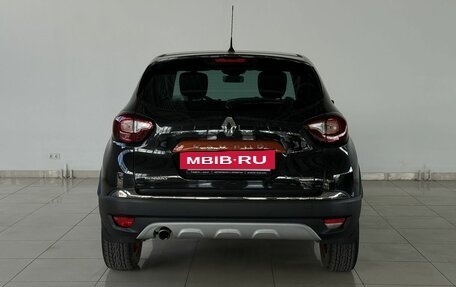 Renault Kaptur I рестайлинг, 2018 год, 1 570 000 рублей, 5 фотография