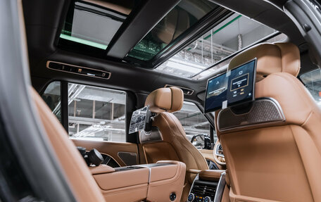 Land Rover Range Rover IV рестайлинг, 2025 год, 25 100 000 рублей, 2 фотография