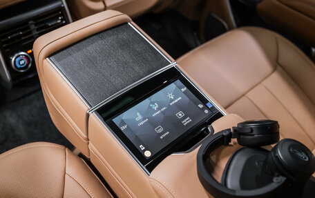 Land Rover Range Rover IV рестайлинг, 2025 год, 25 100 000 рублей, 22 фотография