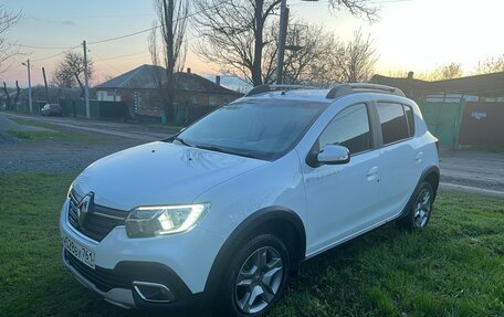 Renault Sandero II рестайлинг, 2021 год, 1 150 000 рублей, 3 фотография