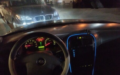 KIA Magentis I, 2005 год, 250 000 рублей, 7 фотография