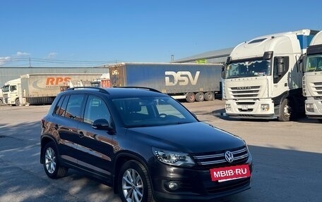 Volkswagen Tiguan I, 2015 год, 1 175 000 рублей, 3 фотография