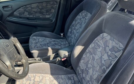 Toyota Avensis III рестайлинг, 1999 год, 255 000 рублей, 9 фотография